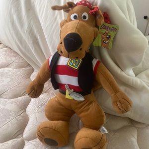 Scooby doo stuffed animal with tags